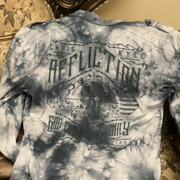 Used - Picture 3 of 3